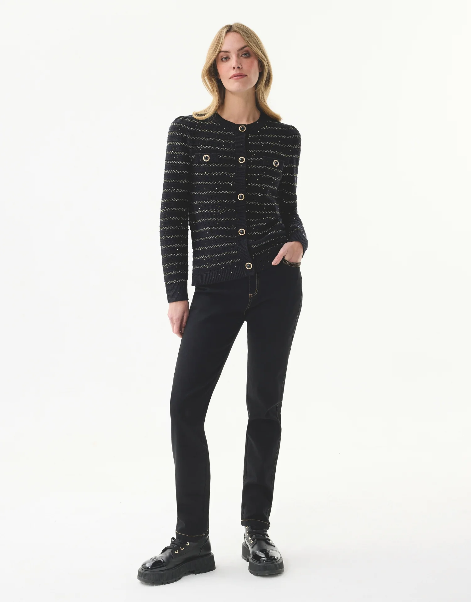 Cardigan noir à rayures dorées