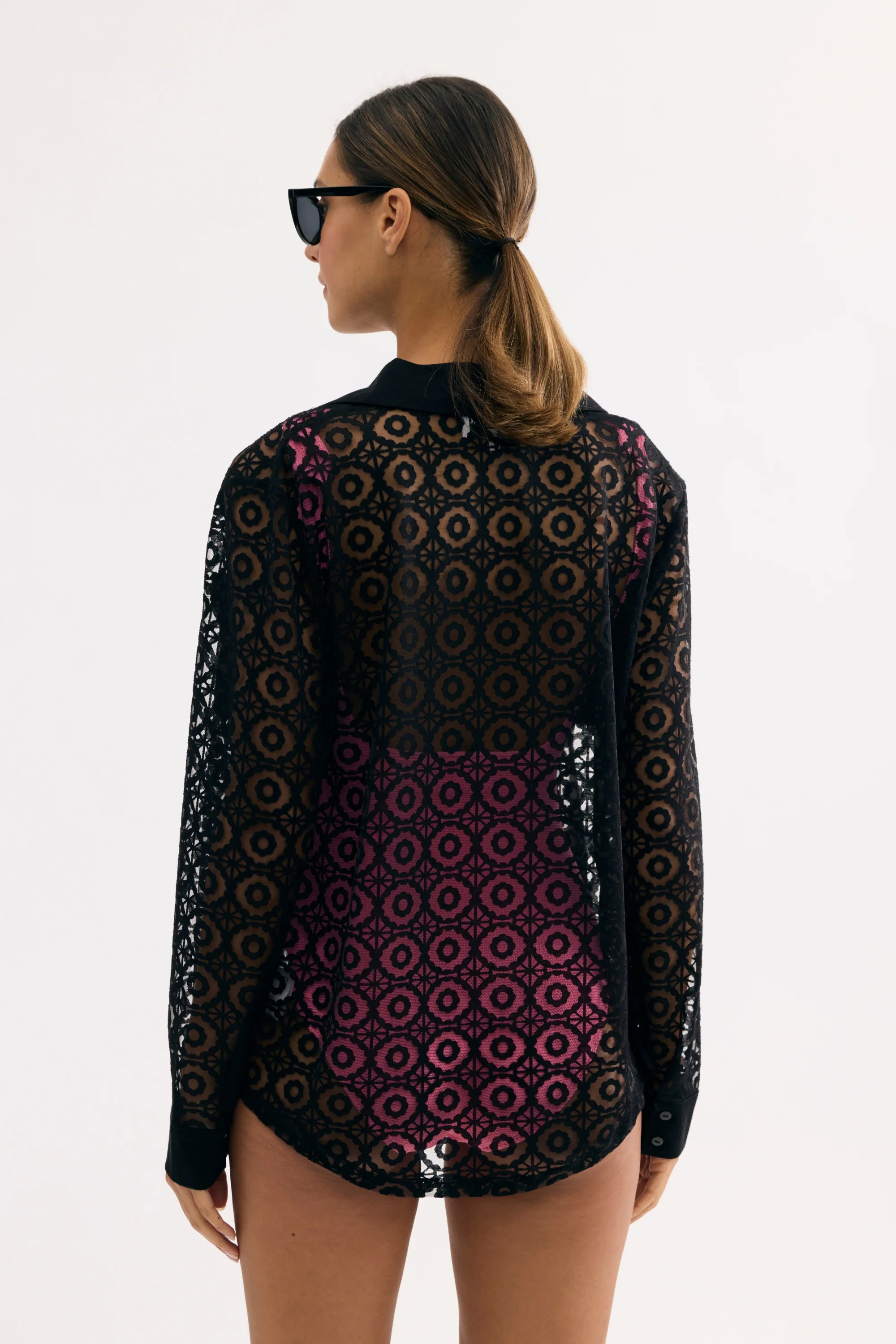 Chemise en dentelle ajourée - Image 7