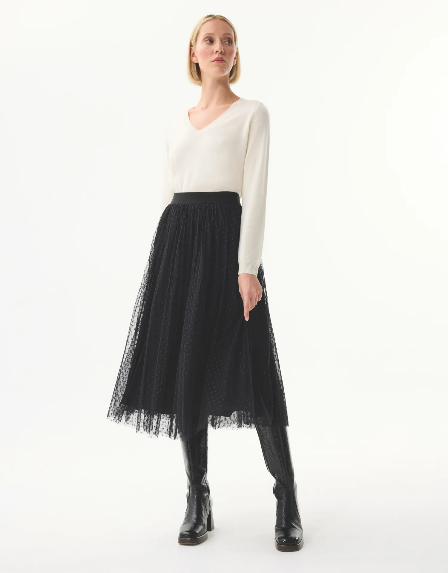 Jupe midi en tulle plumetis noire - Image 3