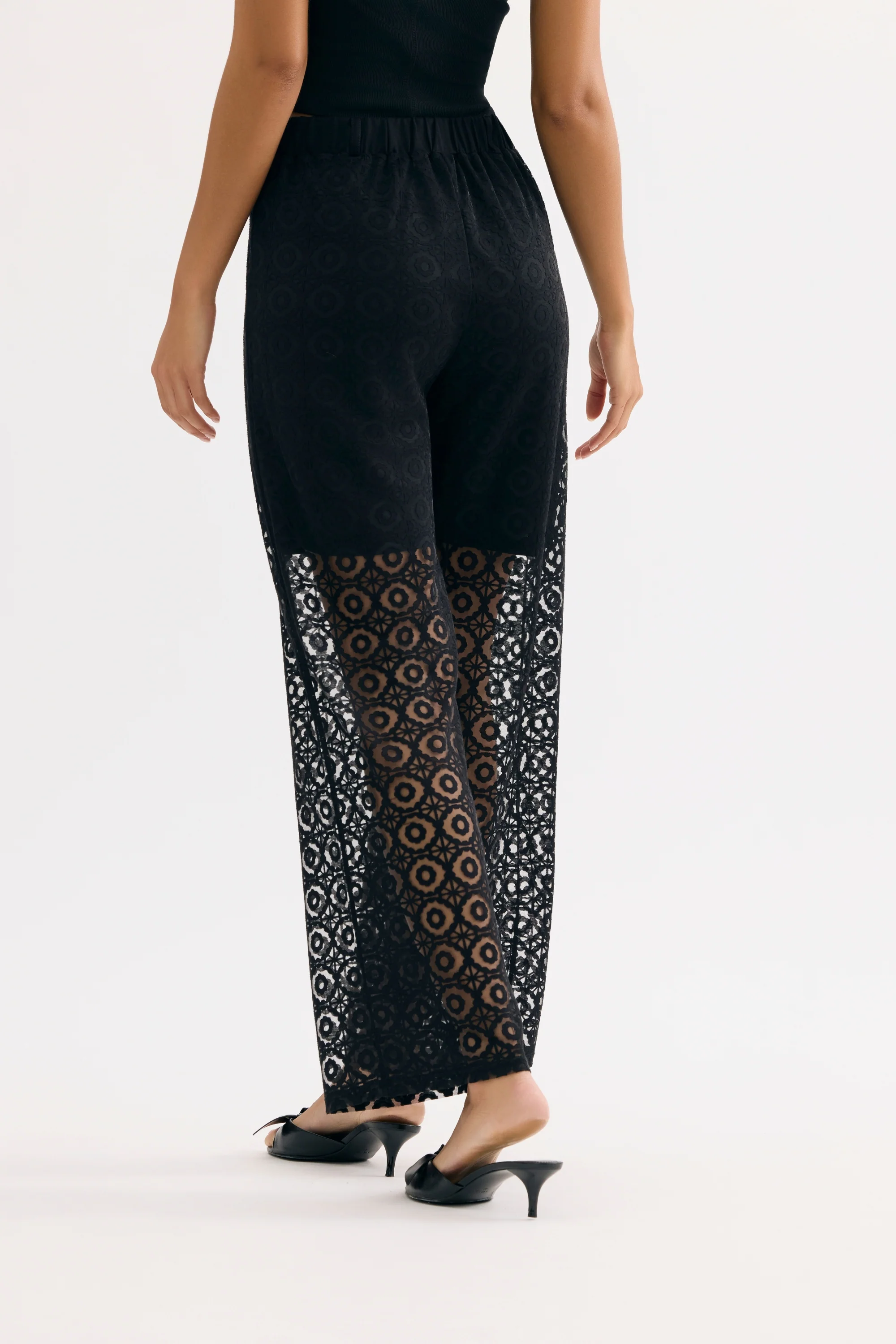 Pantalon en dentelle ajourée - Image 5