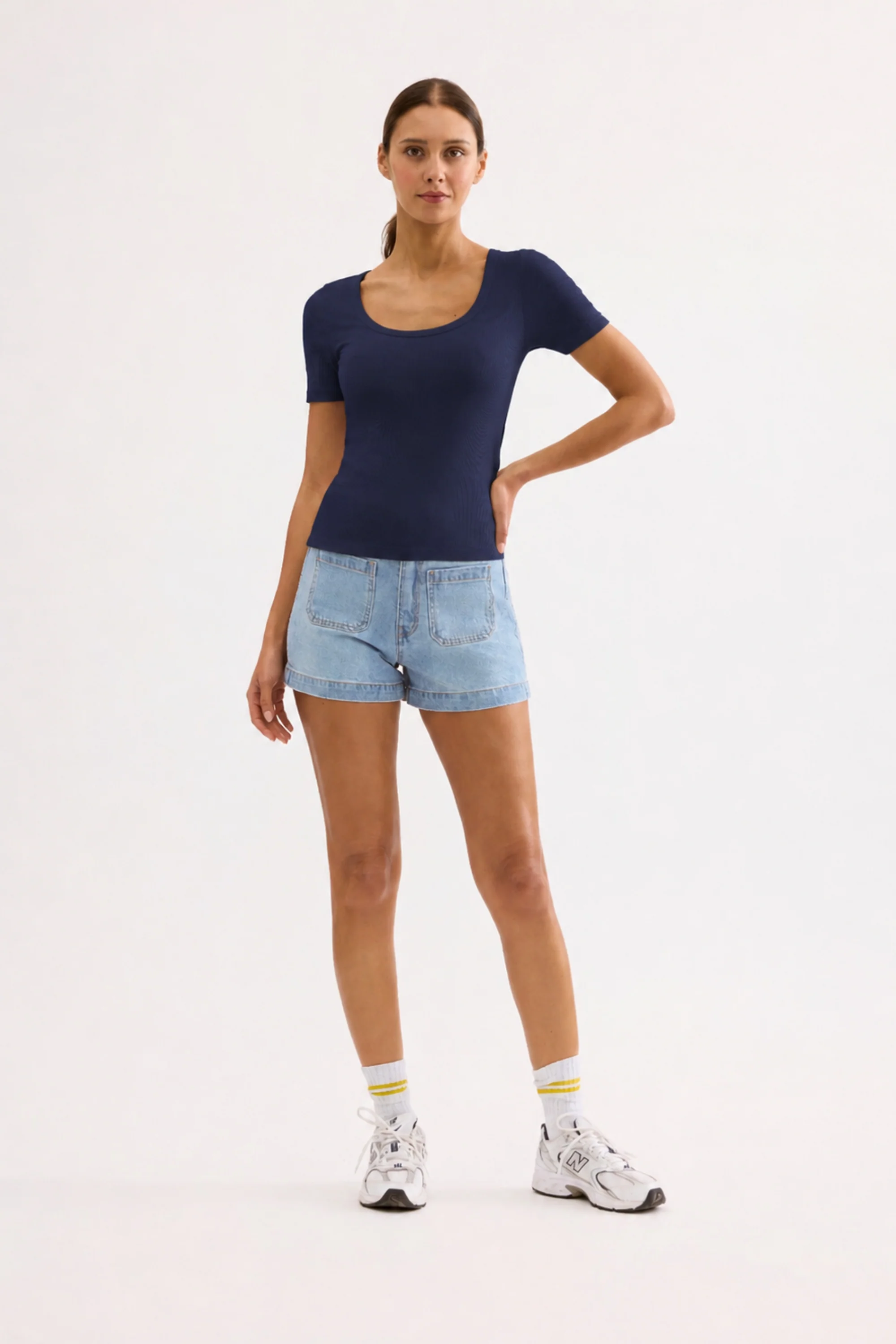 T-shirt basique col rond - Image 23